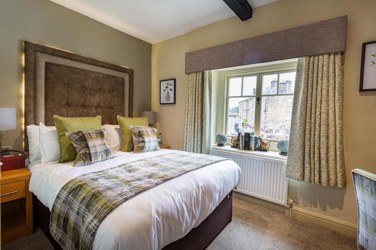 The Rutland Arms Hotel, Bakewell, Derbyshire Buitenkant foto
