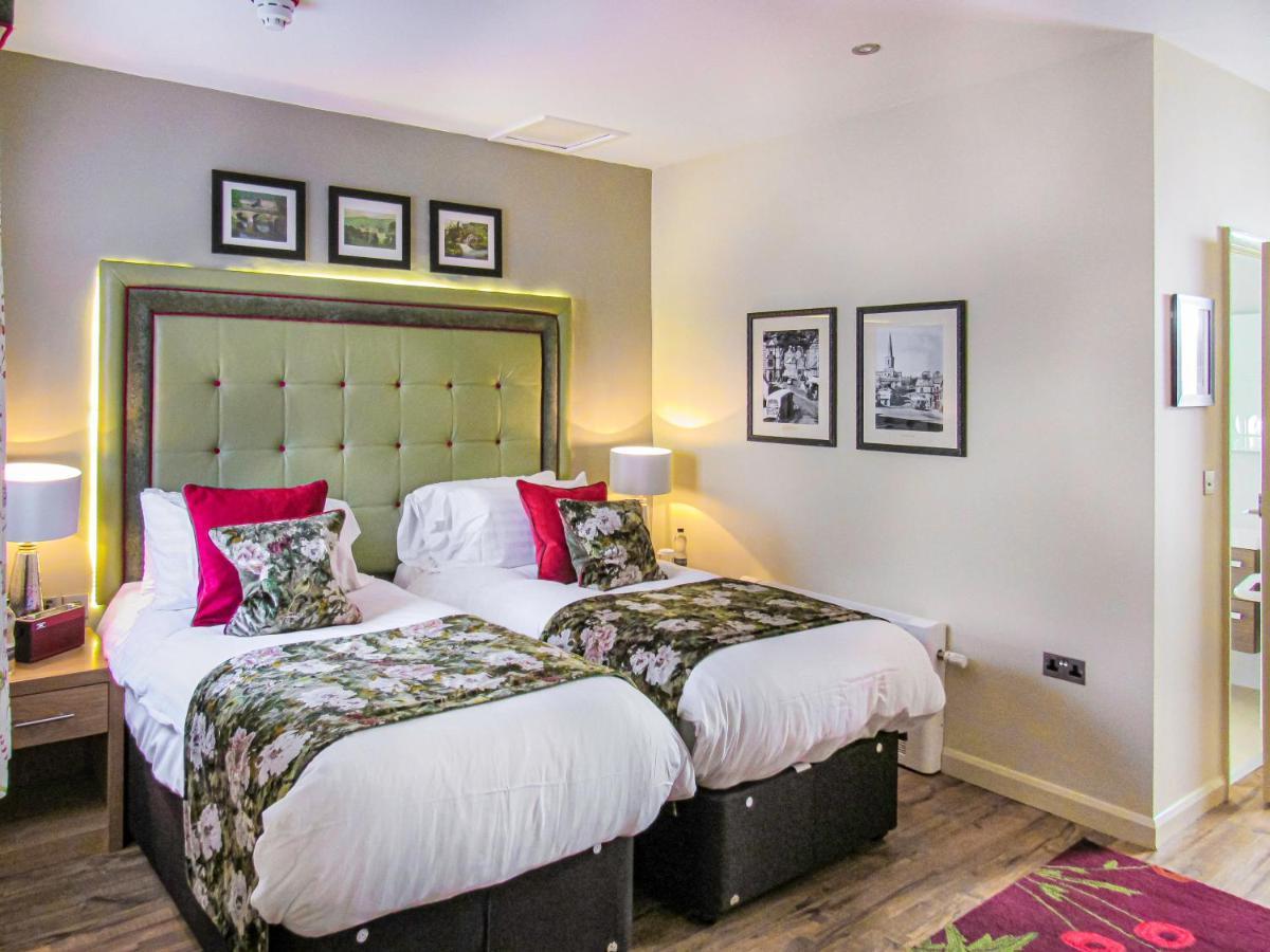 The Rutland Arms Hotel, Bakewell, Derbyshire Buitenkant foto