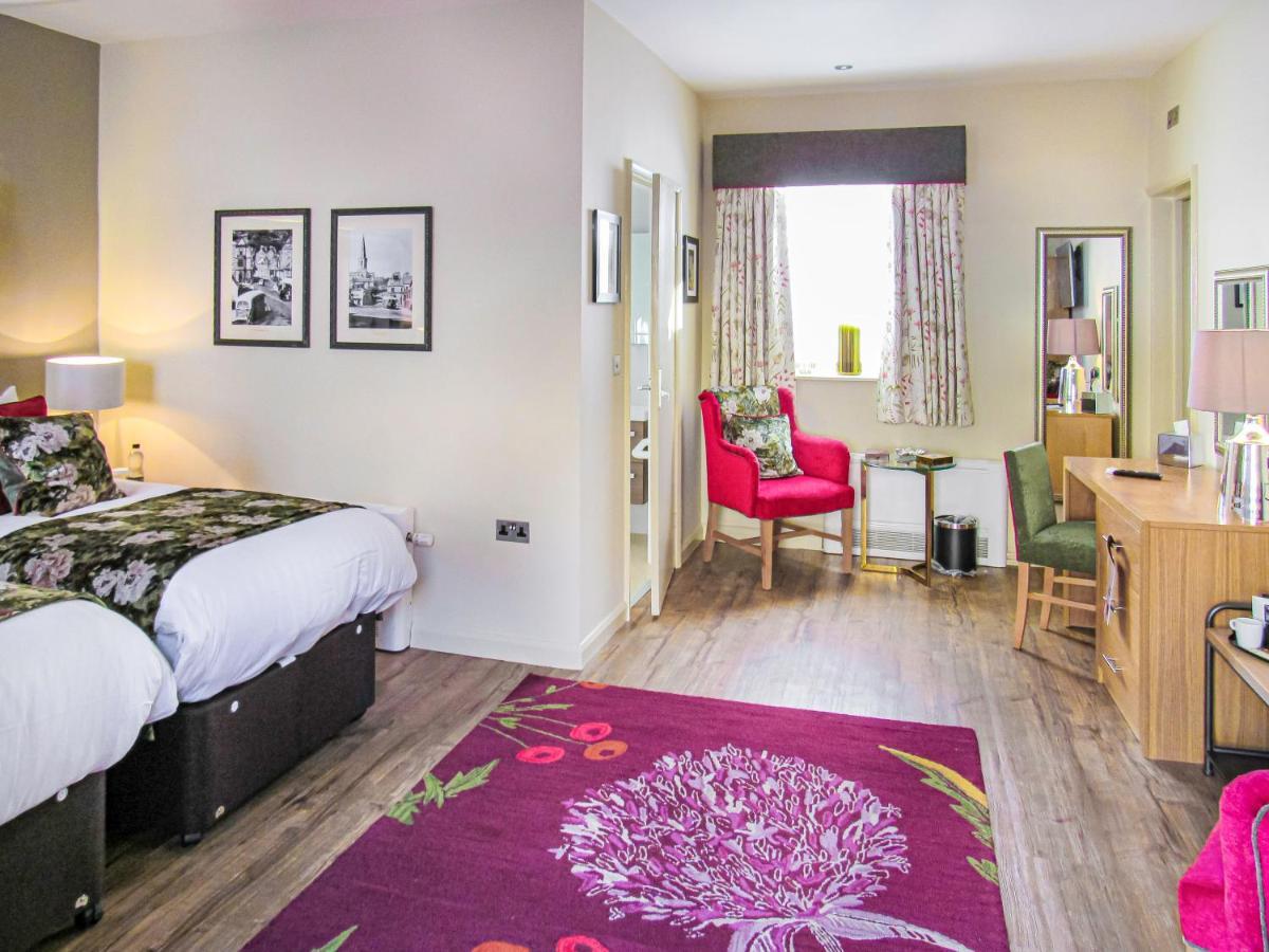 The Rutland Arms Hotel, Bakewell, Derbyshire Buitenkant foto