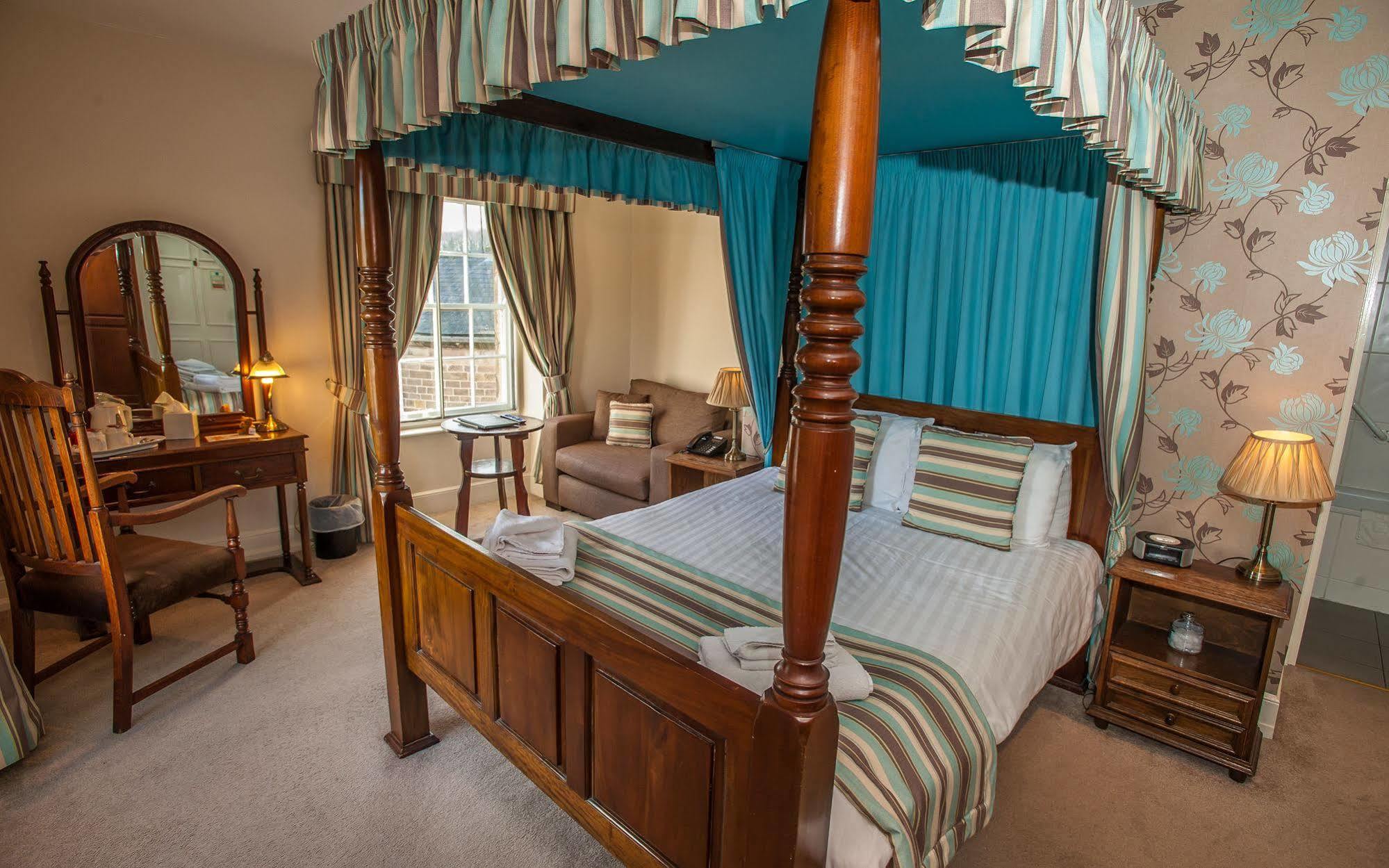 The Rutland Arms Hotel, Bakewell, Derbyshire Buitenkant foto